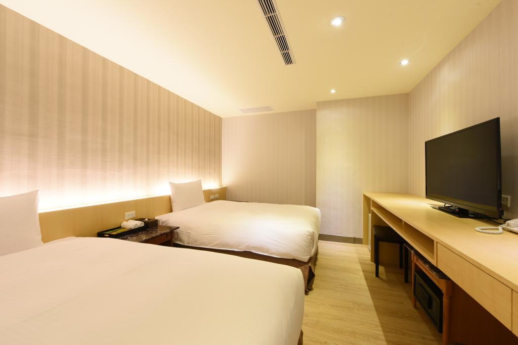 Simple Life Kaohsiung Hotel Exterior photo
